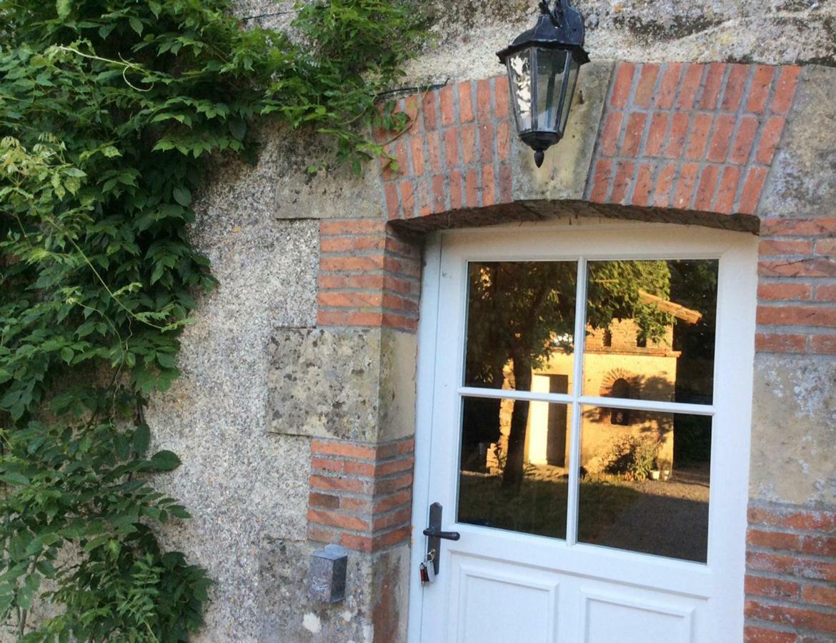 La Maison Du Pinier Breuil-Barret Exterior foto